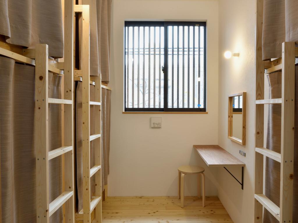 Hostel Mitsuwaya Ōsaka Rom bilde
