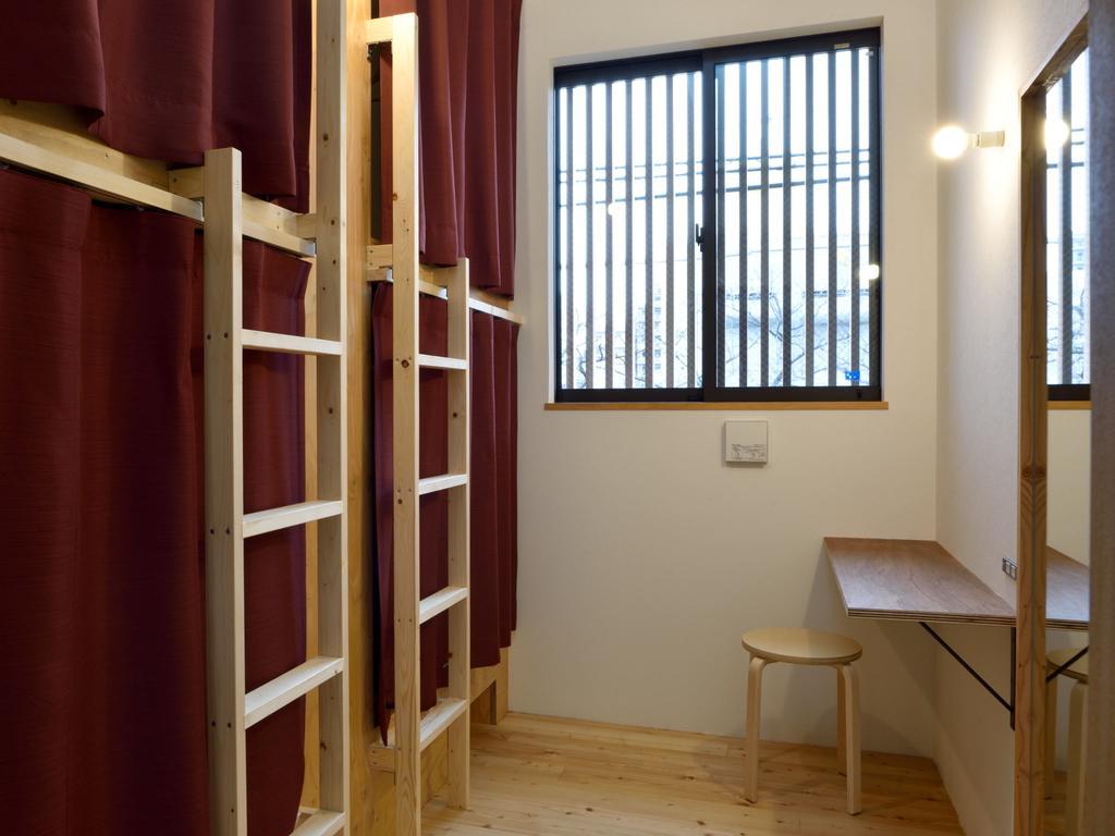 Hostel Mitsuwaya Ōsaka Rom bilde