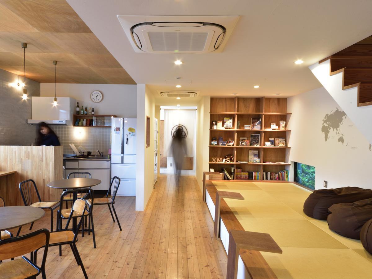 Hostel Mitsuwaya Ōsaka Eksteriør bilde